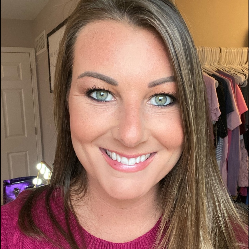 Spray foundation younique